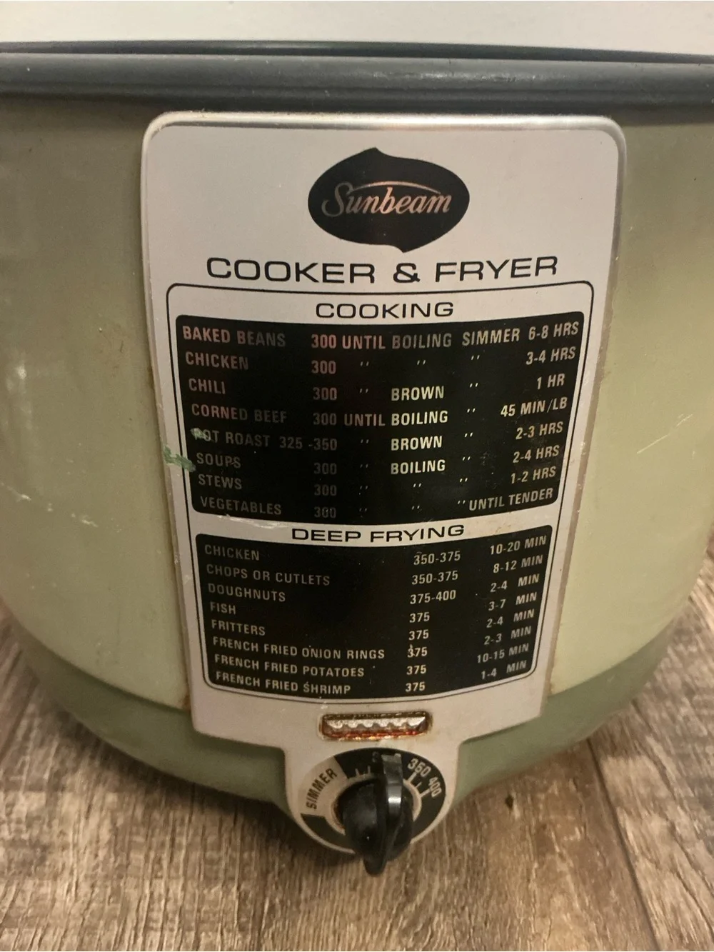 Vintage Sunbeam Cooker Deep Fryer CF-A Green Electric Fryer Basket Lid USA
